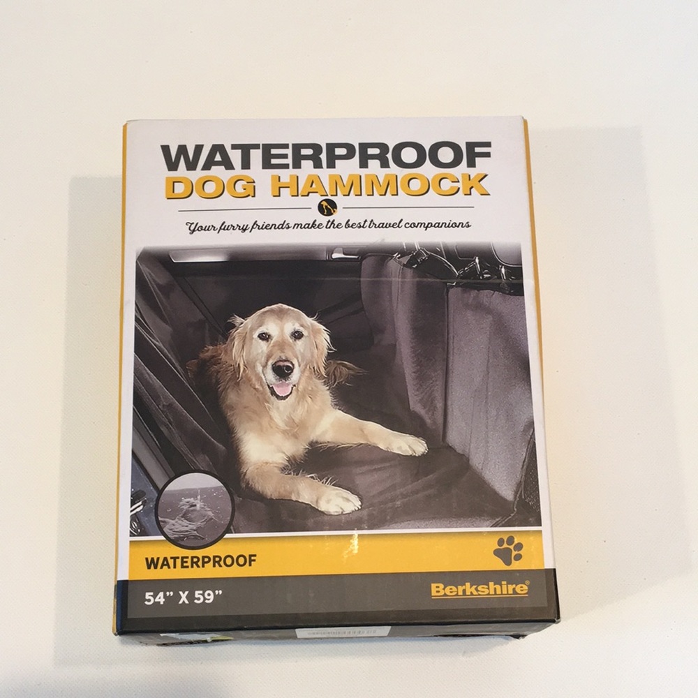 NEW Berkshire Waterproof Dog Hammock For The Car.